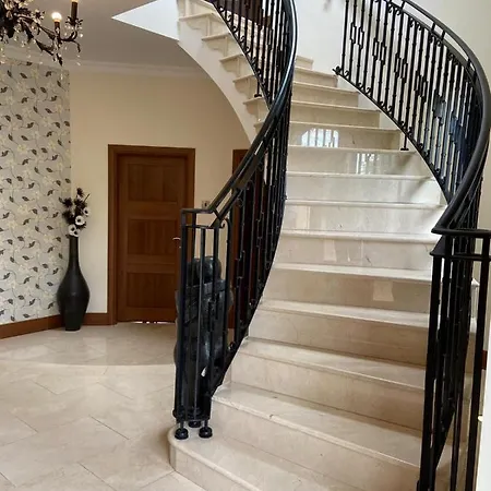 Bed and Breakfast Corness House