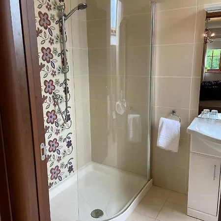 Corness House 3* Monaghan