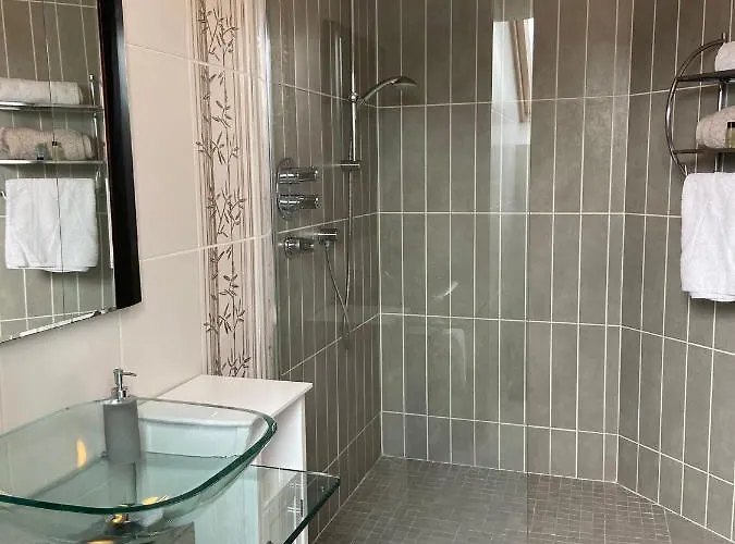 Corness House 3* Monaghan