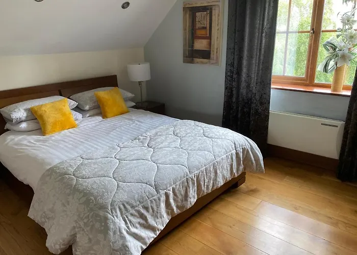 Corness House Bed & Breakfast